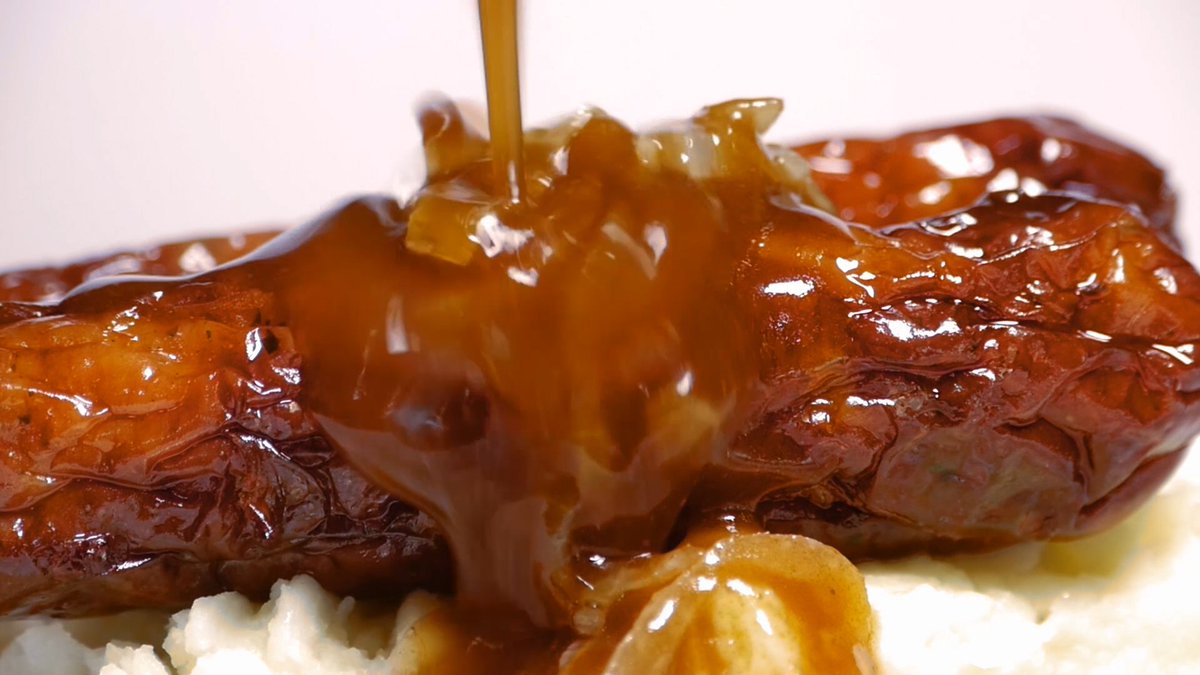 I had a dream last night ... about Amber Rudd. Very erotic! All will be revealed once I've eaten my bangers &amp; mash. #Idreamofamber #comedy #comedyshow <a href="/ComedyCentral/">comedycentral</a> <a href="/thecomedycrowd/">The Comedy Crowd</a> @punkanary <a href="/ComedyCentralUK/">Comedy Central UK</a> 🙃🌭🌭🌭🌭🌭🌭🌭🍺🍎🍏😃