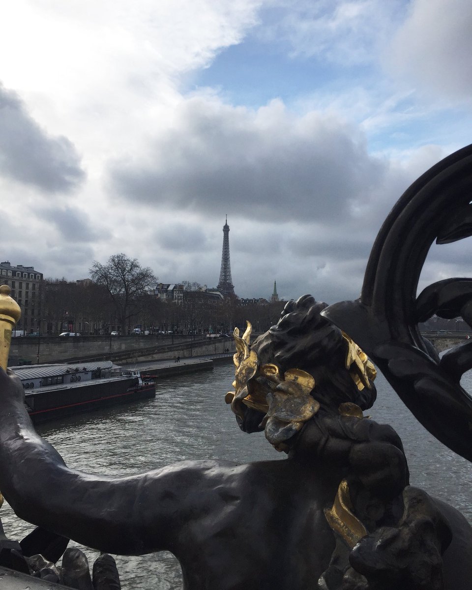 VictorParigi's tweet image. An angry Parisian sky 🔱🌩
#pontalexandreiii #pontalexandre3 #pontalexandre #pontalexandrelll #paris7 #paris7eme #paris7ème #paris #victorparigi
