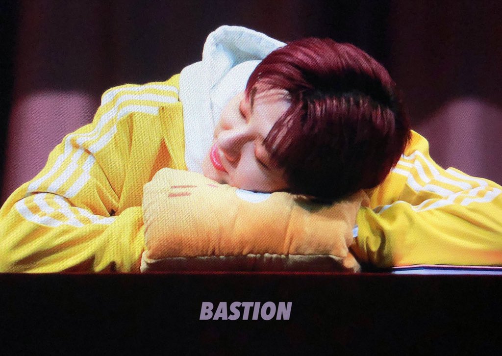 BASTION1015's tweet photo. 190202 
#노태현 
#ROHTAEHYUN 
#biRTHday https://t.co/oRVEt2ZBWU