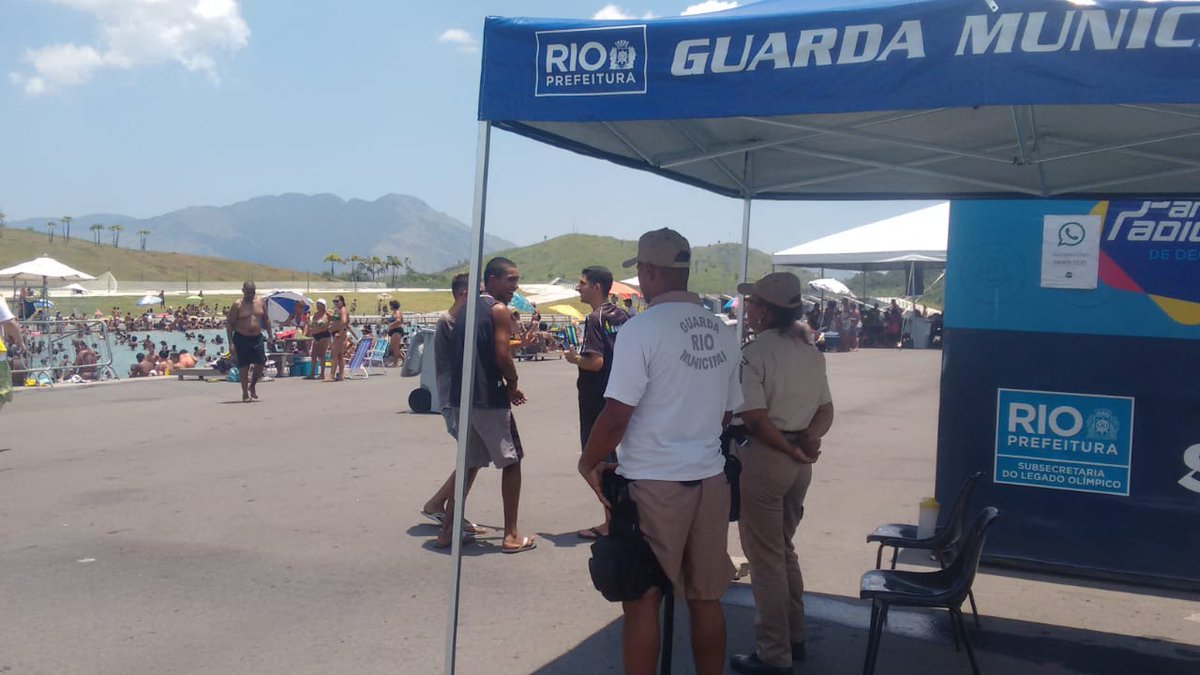 GMRio's tweet photo. O #ParqueRadical de #Deodoro recebe patrulhamento de guardas da 5ª Inspetoria da @GMRio. Até o final do verão, o lago artificial ficará aberto das 9h às 16h, de quarta a domingo. Conte sempre com a gente.
#SomosAGuarda https://t.co/hUcy0MKZYY