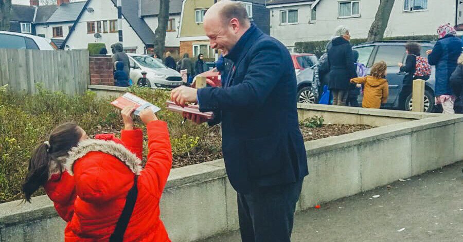 liambyrnemp's tweet photo. Big thanks to #Waverley School for a stunning discussion with Year 6 on #Brexit, politics and our community - and thx to everyone who stopped by for a chat at our #SchoolGateSurgery! https://t.co/cBOCLUuzz4