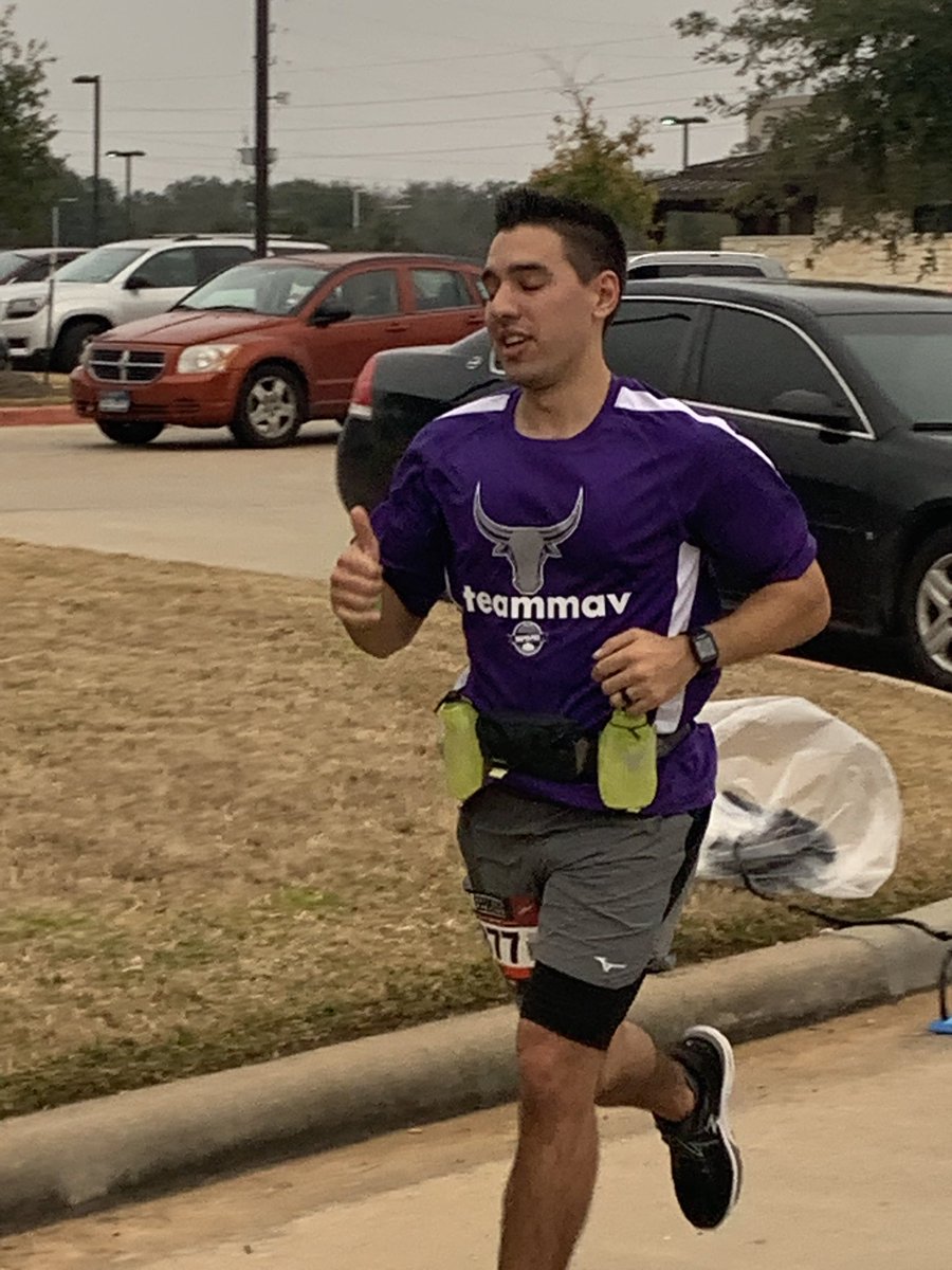 <a href="/katystudentsrun/">Katy Students Run</a> representing at the Katy Half Marathon! <a href="/richard_piwonka/">Richard Piwonka</a> @AdrianLBerg