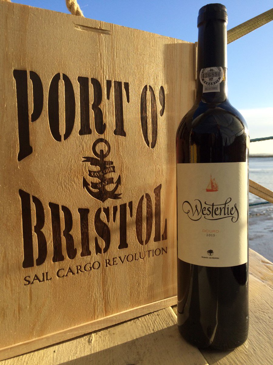 RaybelCharters's tweet photo. Yep, will be cold tomorrow, but there's a warm fire and welcome at Charles I on Cally Rd. We'll be there 11 to 2 with sail cargo wine  and olive oil from the sun #Portugal #sailcargo @KingsCrossFA #oliveoil @kingscrossN1C @xistowines #portuguesewine #asgoodaslocal https://t.co/wWK6vZ0fHl