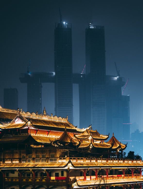Not Bladerunner, just my hometown Chongqing. h/t  @iChongqing_CIMC photo by A Yong.