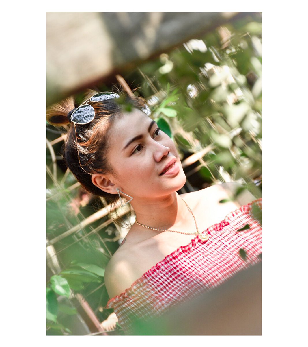 ChanachonPrukm1's tweet photo. ให้ภาพมันเล่าเรื่อง แล้วให้เนื้อเรื่องสมบูรณ์ด้วยภาพ
#คำคมตากล้อง #แคปชั่น2019 #แคปชั่นโดน #แคปชั่นอ่อย #แคปชั่นเศร้า #แคปชั่นเด็ด #แคปชั่นเสี่ยว #คำคมในวงเหล้า #แคปชั่นโสด #แคปชั่นกวน #แคปชั่นฮา #ประโยคแซ่บแคปไว้ด้วย #คำคมดีๆ #ความรู้สึกล้วนๆ https://t.co/aeyv25iWlS