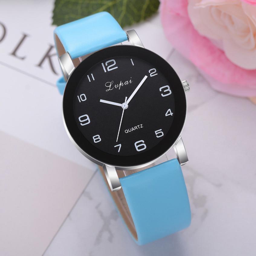 Someone from Fort Worth, Texas, USA  🇺🇸 ordered this Luxury Fashion Woman Watch.

 🛒 You too, you can get yours at ➡ bit.ly/2Ppe6tr .
