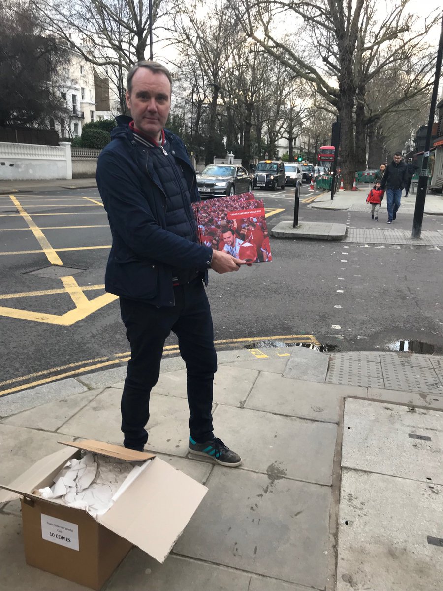 Taken to the street last few hours today to see the show  ⁦<a href="/afternyneart/">After Nyne Gallery</a>⁩ #westlondon