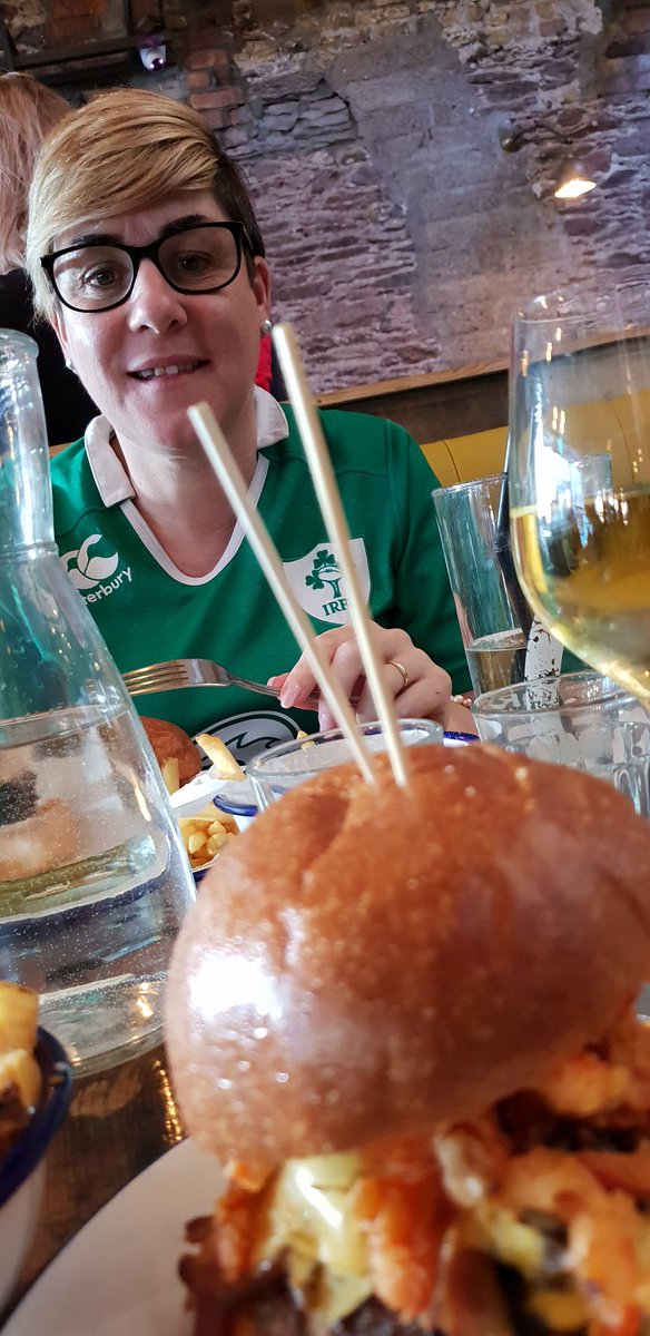 farlokid's tweet photo. Two of my Faves. @sonofabuncork @fstvlrdr  #burgerfest #fstvlr https://t.co/ARd3aKmt6e