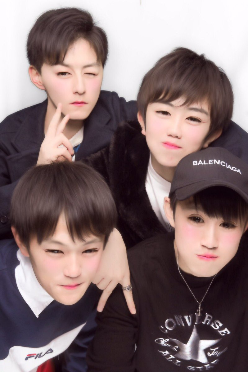 Frisky_risk's tweet photo. きのう https://t.co/8ZTYCjiJIs