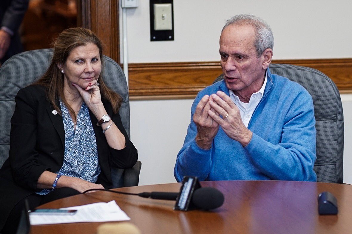 A friendly reminder that the dynamic duo who spearheaded the design of @Orioles Camden Yards and the renovations at @fenwaypark are being reunited in @TweetWorcester to build Polar Park. #LarryLucchino #JanetMarieSmith #History #PathToPolarPark #Worcester #RedSox