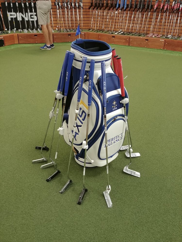 Axis1 Golf tweet media