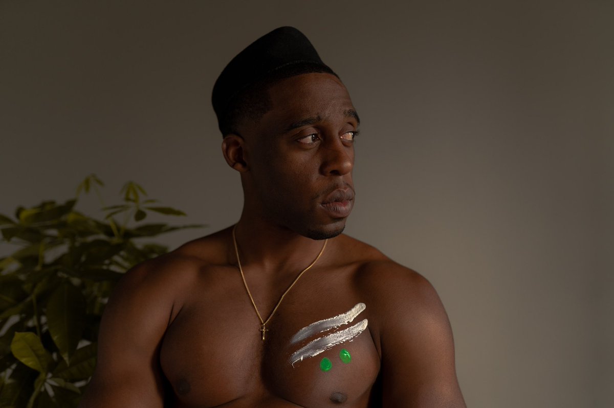 Troy Ezequiel tweet media