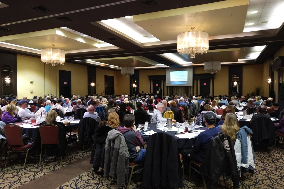 UNIFORretirees's tweet photo. Over 200 members and spouses of Unifor Local 88 learning how to prepare for retirement and stay active in the union. Retired for the job, not the fight! #PFYF @UniforTheUnion @UniforLocal88 @UniforEducation https://t.co/7jBXyBduSK