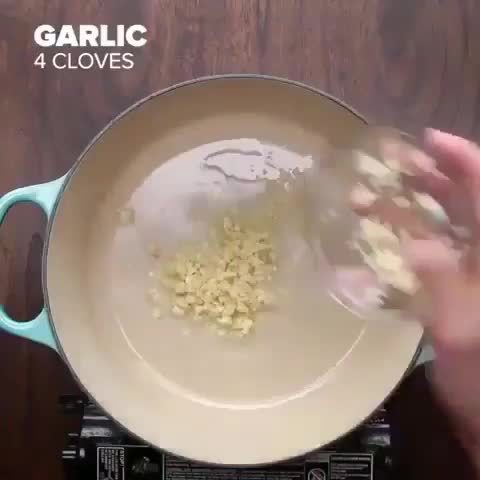 3Decoled's tweet image. 😍🔥Shrimp Alfredo 🦐 😍
-
Love food? Follow @foodyfixation❣️
By @proper_tasty 
Tag friends below 💃👇
.
.
.
.
.
#Healthyrecipes #healthyfoodvideos #fitfood#fitrecipes#recipe #recipes #cooking#food #foodblog #instayum ​#mealprep#mealpreprecipes ​#insta… bit.ly/2Sq1qHa