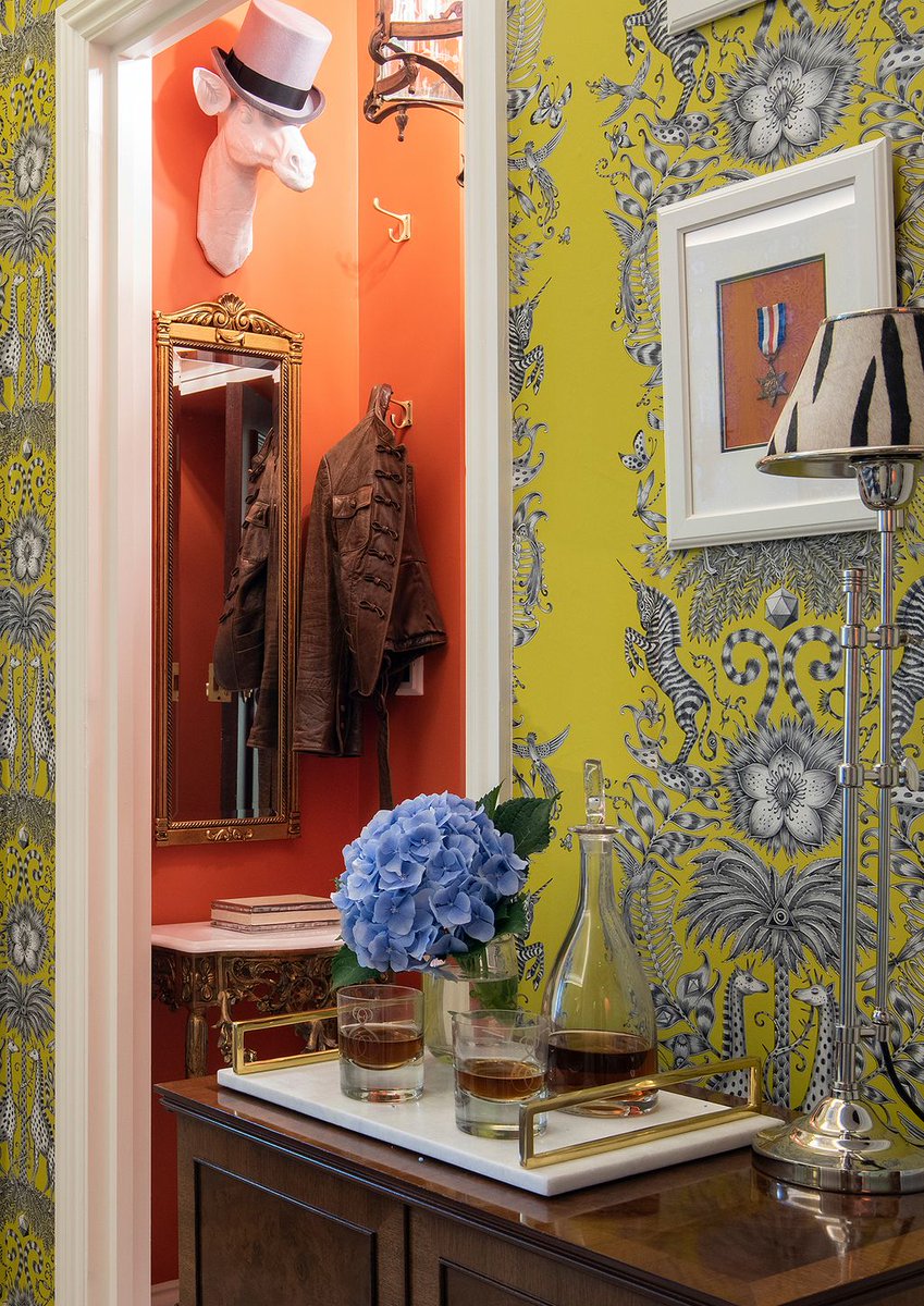 clarkeandclarke's tweet photo. Here we have a wonderful collection of images, courtesy of @DesignInterventionSG in Singapore, using @emmajshipley 'Kruger' wallpaper in a vibrant lime colour.Looks a fabulous project!
.
.
.
#designintervention
#emmajshipley
#wallpaper
#singapore
#interiordesign
#clarkeandclarke https://t.co/1jKKdggDaJ