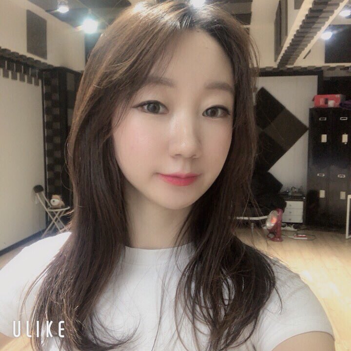MmmmRae's tweet photo. 열심히 연습👀
#kpop #dance #girlgroup #idol #korea #mirae https://t.co/wkwl5Q6Dt5