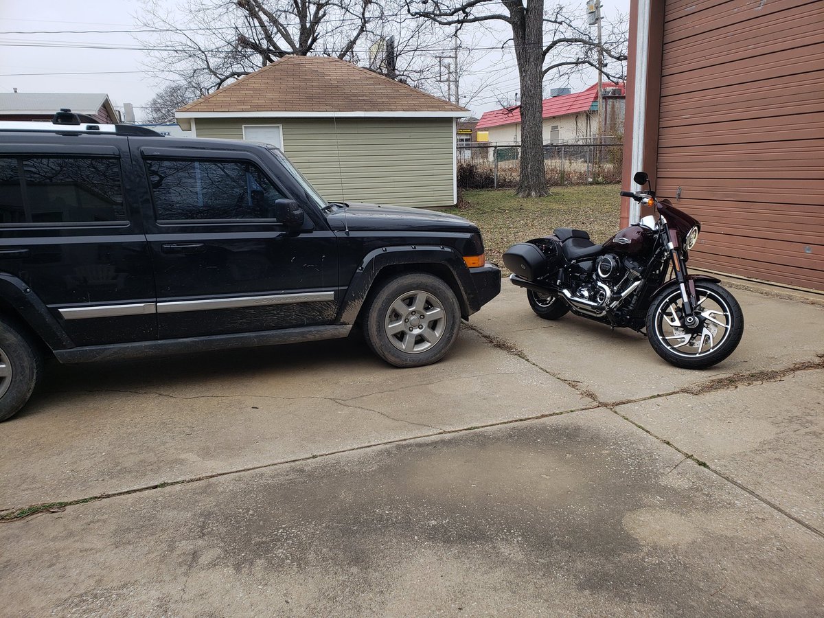 kmankarl1's tweet photo. #myhd #sportglide #xk brought the hd out for 100+ miles felt good to be free and let the jeep sit https://t.co/fiWgLZYBMX
