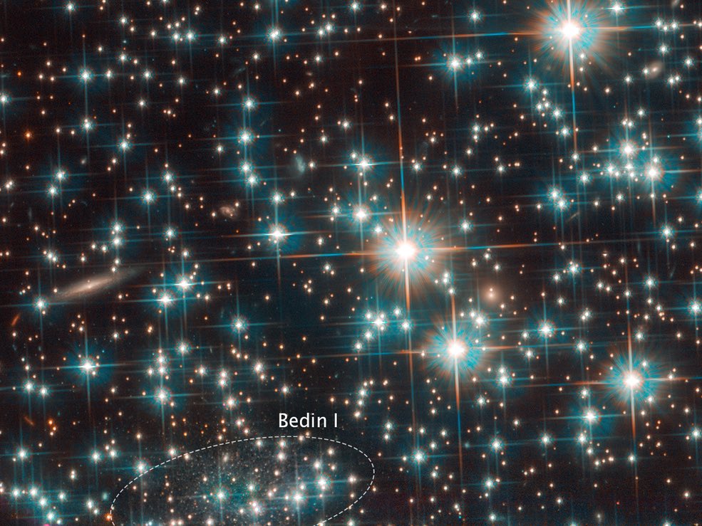 Hubble accidentally discovers a new galaxy.

It happens.

Good job, <a href="/NASAHubble/">Hubble</a>! go.nasa.gov/2MLiySz