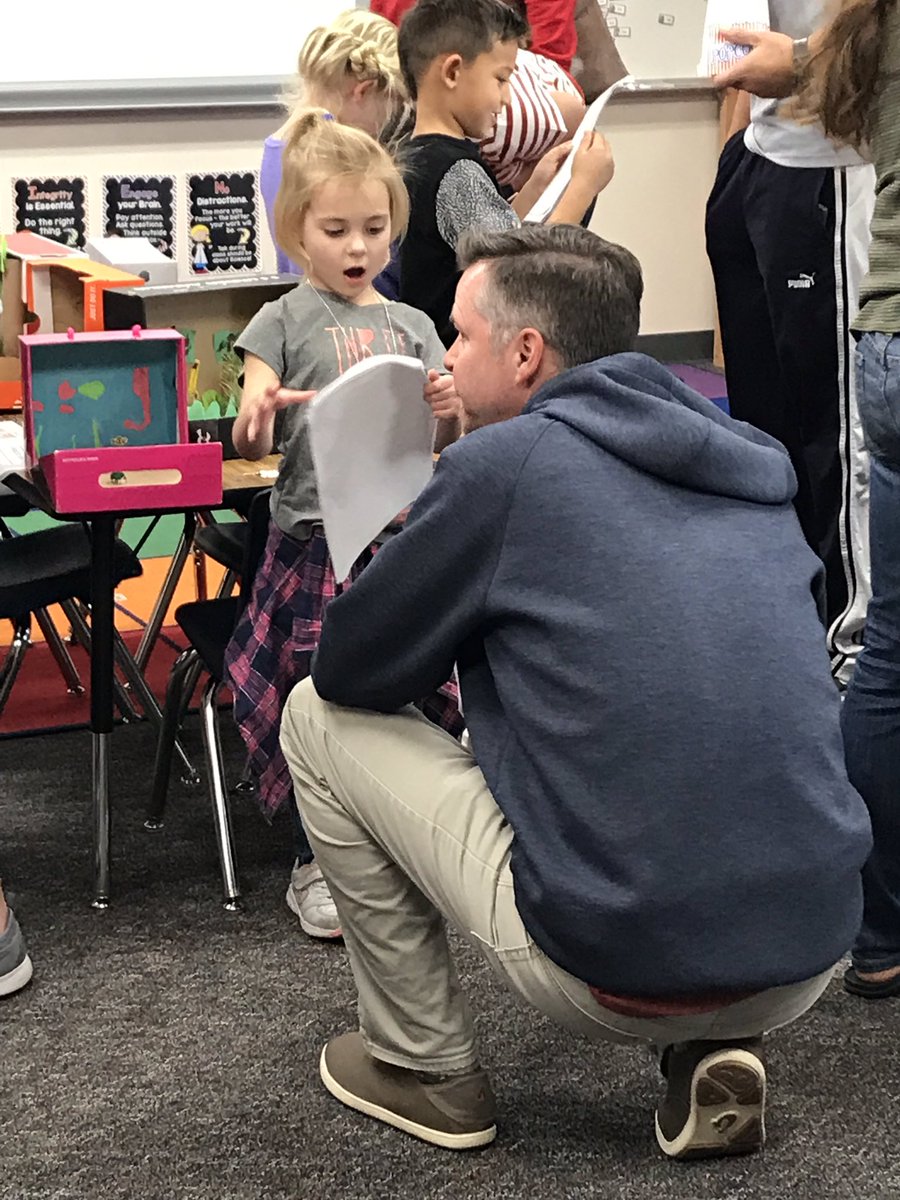 cveslittlecats's tweet photo. Wildest animals in the zoo! 😉 Students engineered their own animal habitat, researched their animal, and wrote a non-fiction report. #cveslittlecats #animalzoo #explorecreatediscover https://t.co/uCO7a5wZdv