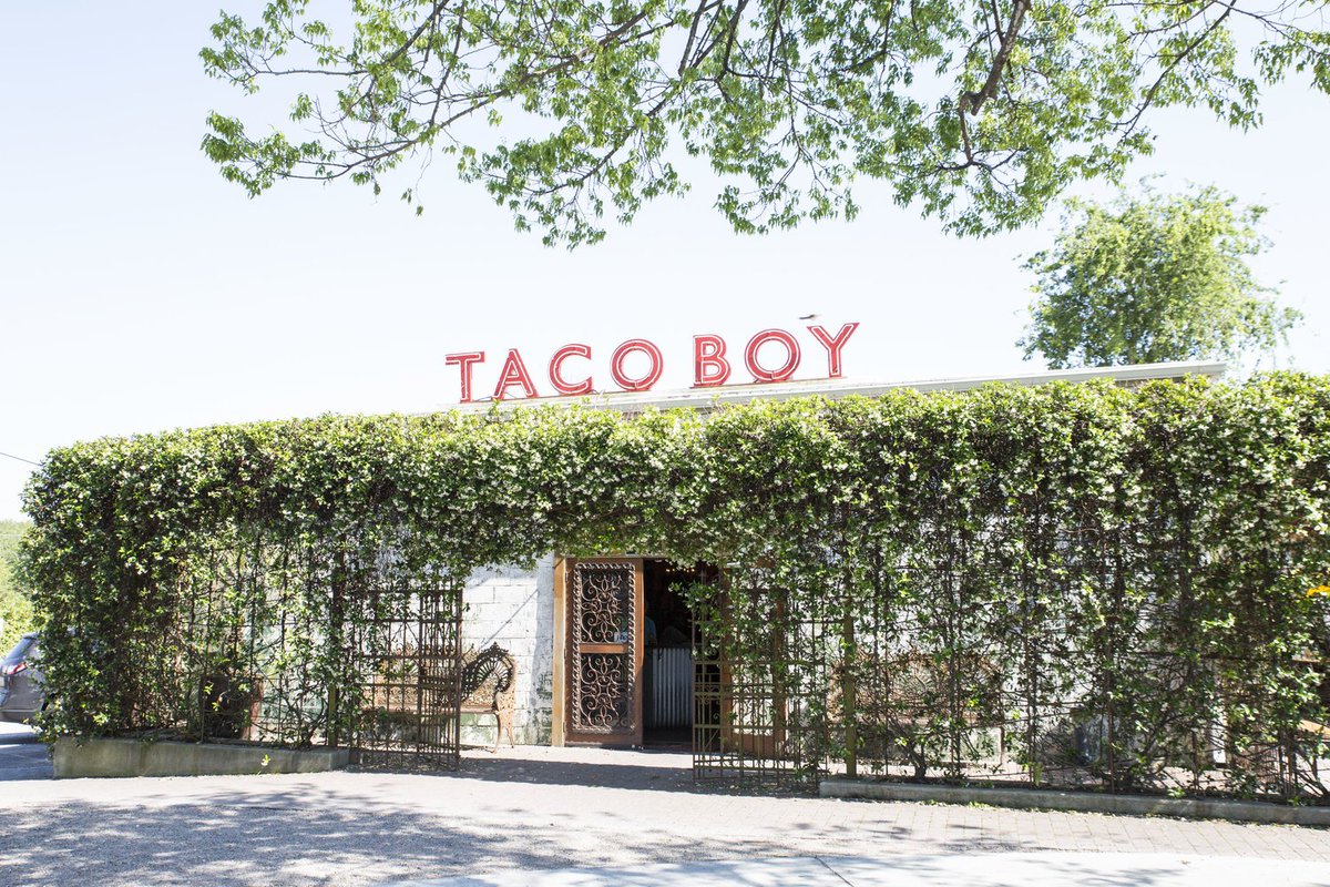 Don't forget to join us this coming Friday @TacoBoyCHS for free food, giveaways, raffle prizes, and tours every 30 minutes! Our event is only from 1-4, so make sure you are there in time to learn about everything Summit has to offer! #LiveAtTheTop