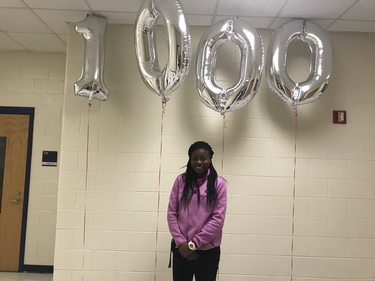 BhpLady's tweet photo. Congratulations to Aaliyah Thomas for scoring her 1,000th point last night. She is a great player, but a better person. Thanks for representing our school as a class act and being a role model for future Bears. @rblackstonbhp @PrepHoopsSC @SCBCA 🐻🏀🔵🔴💯 #Heart https://t.co/DXsDlcSU7D