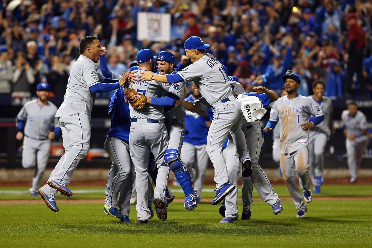 RealKentMurphy's tweet photo. “World Series is better”

#SuperBowlIn4Words https://t.co/Folut3vzaz