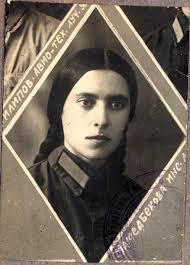 Azerbaijan's tweet photo. #LeylaMammadbeyova-1st female flyer, not only in #Azerbaijan|i history, but also in Caucasus, Southern Europe &amp; Middle East. Her 1st flight took place in 1931. During WWII she trained thousand of paratroopers &amp; hundreds of flyers, 2 of them awarded hero of Soviet Union. @UN_Women https://t.co/54Jg7eon59