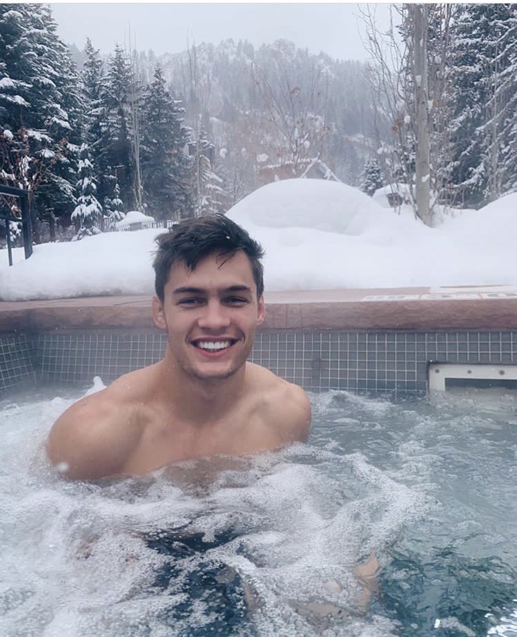 NolanHarrisonx's tweet photo. ❄️ https://t.co/ODG0GQuy3v