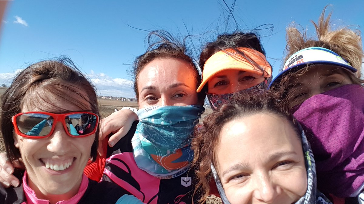 Las Retadas Clavería tweet media