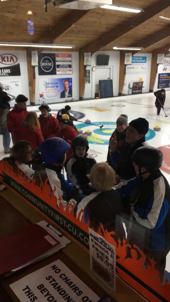 LindaFTHLord's tweet photo. Heading to the gold medal game at 1 #starsmeet #BurlOn #SpecialOlympics https://t.co/vEL1OXiReM