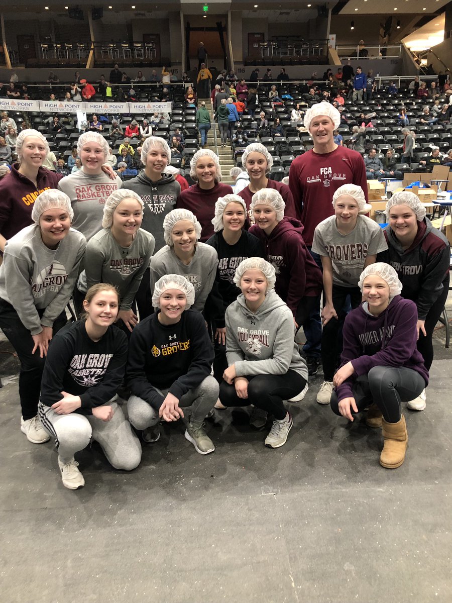 Grovers serving others.  🏀#feedmystarvingchildren #fargo #groverpride