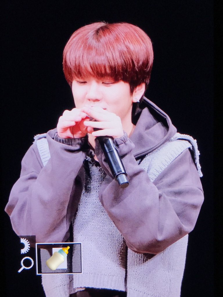 19980506net's tweet photo. 🐣🐥🐤 #환희 #업텐션 https://t.co/Ry8tpywQxF