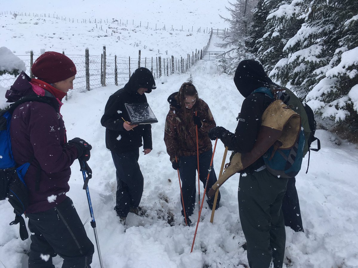 SCFtraining's tweet photo. #PeatlandACTION today in Ullapool looked at introductory techniques for peatland restoration in a #Crofting context site visit with @UllapoolHS @lochaberfish @CarbonCentre https://t.co/jCEoAFqmwE