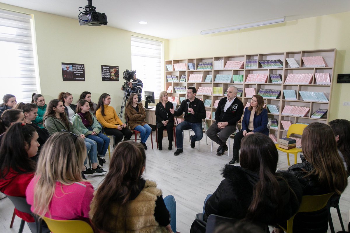 erionveliaj's tweet photo. Me KM @ediramaal dhe MSH @GManastirliu ne Konviktin nr. 1 te vajzave Mjekesi 🏬👩🏻‍⚕️

Sapo mbaroi bibloteka moderne me salle leximi e kompjutera te rinj! Me tej vazhdojne nyjet higjeno-sanitare, dhe sapo te lirohen ne vere edhe dhomat! 🛌

Ka sh per te bere, por fillimi i mbare 👍 https://t.co/kYTnhylCDJ
