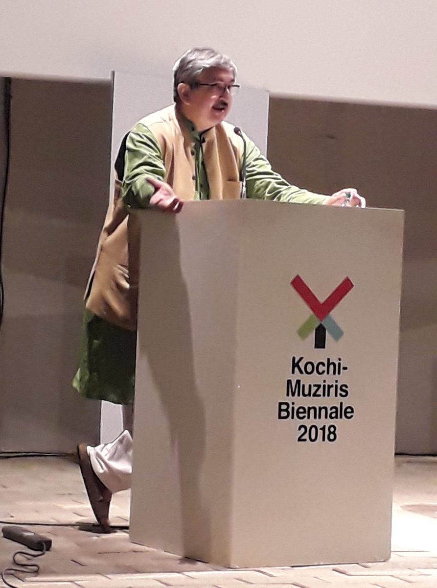 I had the honour of speaking about Shilpa Gupta's moving installation on jailed poets at @KochiBiennale in Kochi, the city of my dear friend Meera Sanyal's birth. I read my poems about Shahidul Alam and Liu Xiaobo and spoke about the bizarre arrest and release of #AnandTeltumbde.