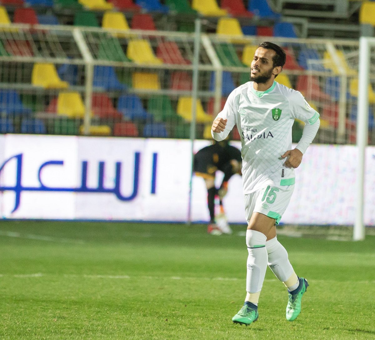 وليد سعيد On Twitter عبدالفتاح عسيري منذ تجديد عقده مع النادي الأهلي صنع 3 أهداف وسجل هدفين ويقدم اداء مميز يستحق الاشادة