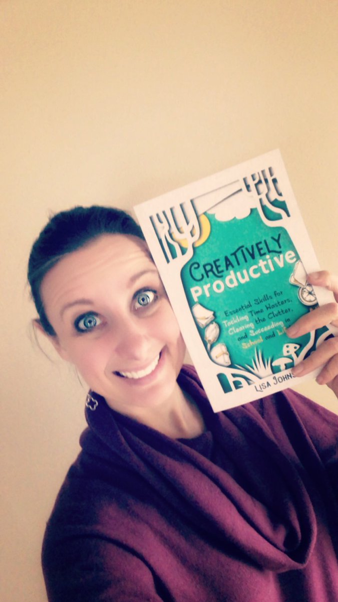 tishrich's tweet photo. So super excited to come home from #FETC and see this gem waiting for me!! Can’t wait to dive in and learn from @TechChef4u how to be #CreativelyProductive! #MLmagical #tlap #leadlap #DBCbookfaceclub #booksnaps https://t.co/CMzyGzZZvE