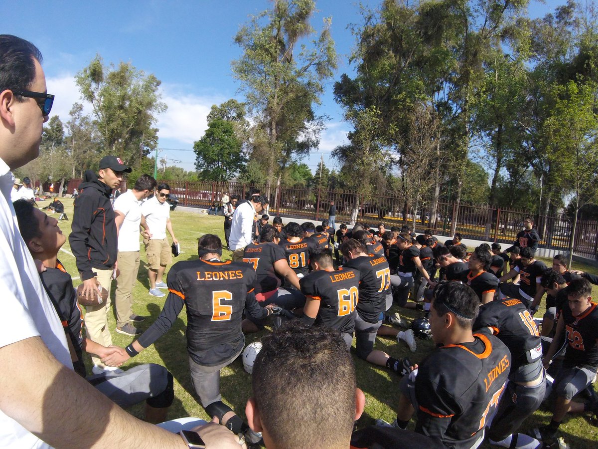 playprosystems's tweet photo. MEDIO TIEMPO
#LobosESIA 07 vs 20 @leonesuamnfba
#intermedia 2019 #Pretemporada
@FADEMACoficial / @OnefaMX https://t.co/PXInjRBE6a