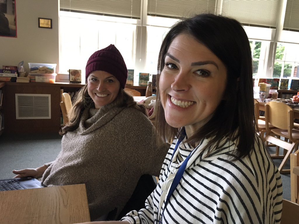 spsinsttech's tweet photo. Lead on @smerrigan28 and @r0nthelibrarian. Can’t wait to see how @BeaverReaders will include these into the digital learning work at Ballard. @StaciaBell5 #LearningonSaturday @spsinsttech #spsdigitallearning https://t.co/8KSxbLbg0L