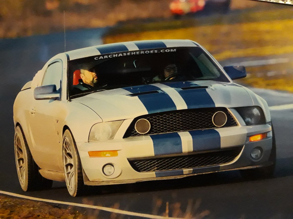 TeamLoveLocal1's tweet photo. Thanks @HP_LifestyleYET @Humberbeat and @carchaseheroes! Today was prize day for last summer's Lifestyle challenge and we each got to drive, (yes drive!!!), a Mustang and got a high-speed car ride as well. Awesome prize, thank you! https://t.co/k5iswfIpiX