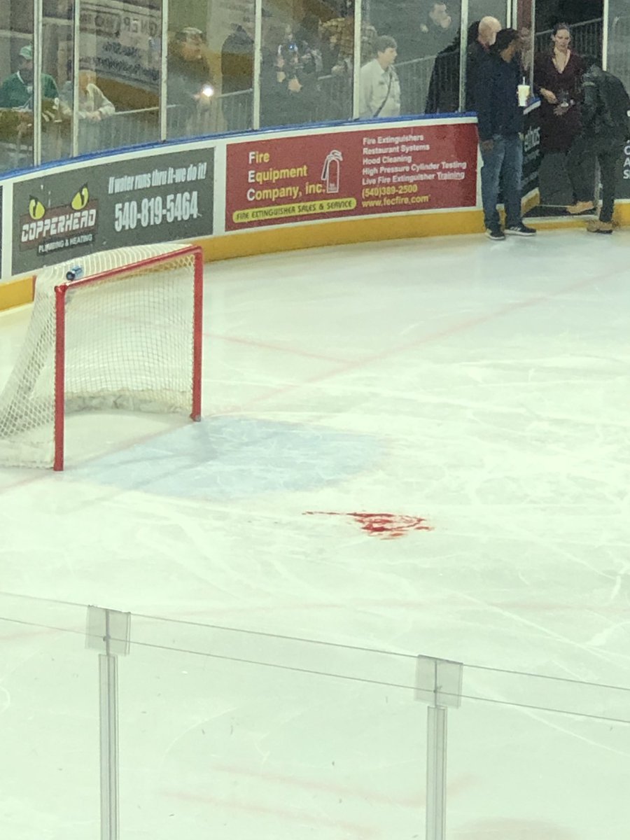 ChaseFerg242's tweet image. #puckface..... Schwartz earned that assist... #hockeyplayer