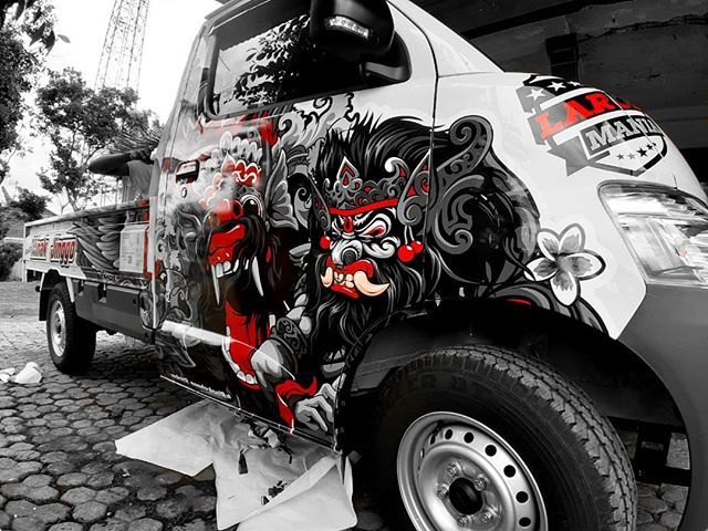 ckdsign's tweet photo. Montore bakol barongan
Daihatsu granmax Barong Kemiren
•
•
•
#daihatsu #granmax #sapekmania #maxxioindonesia #pickupmodifikasi #barongkemiren #jaranan #decal #cuttingsticker #sticker #pickuphits #pickupbanyuwangi #blacksheepstickart #banyuwangihits #… https://t.co/AO8PAMOXBN https://t.co/aBbkEw62si