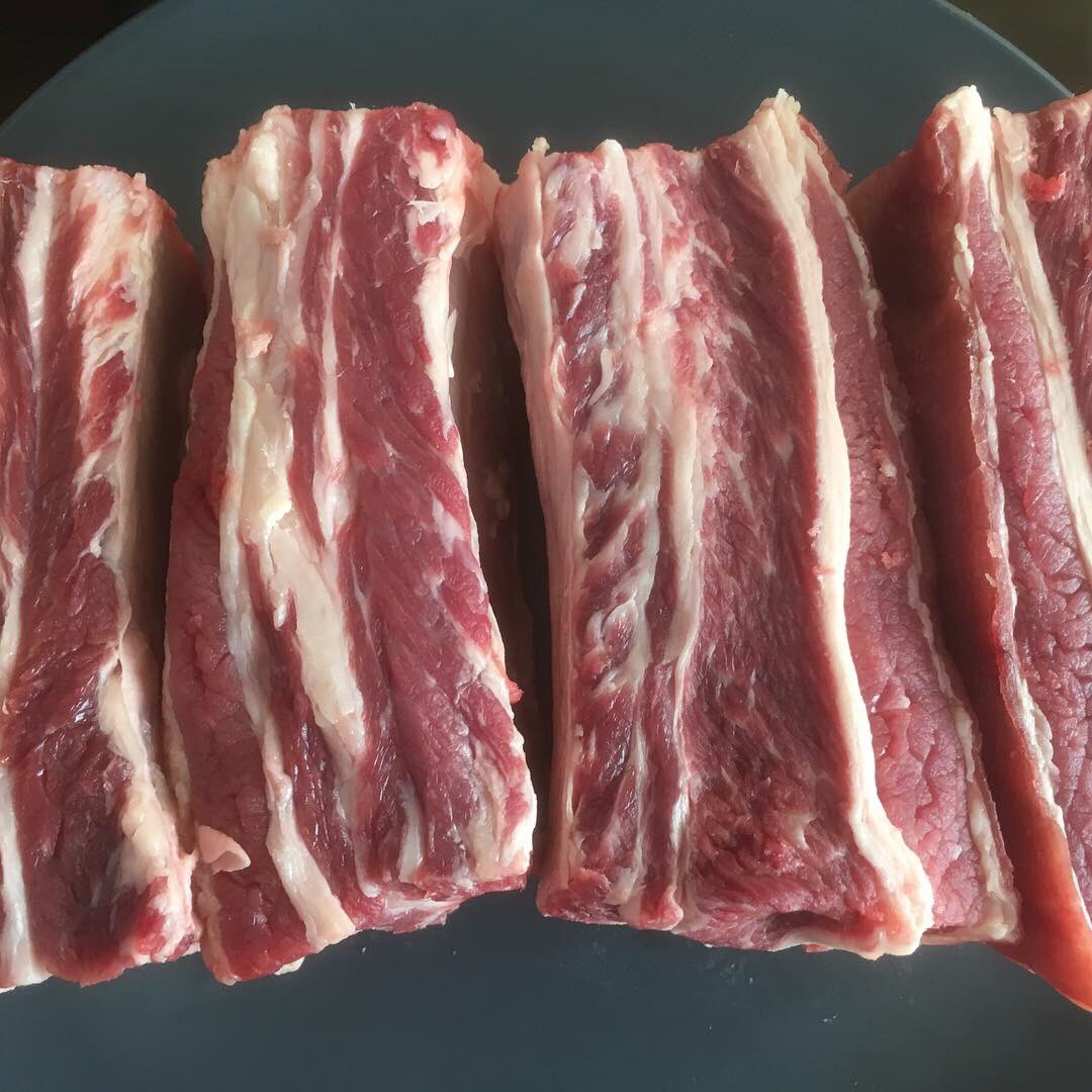 BestinBeef's tweet photo. Low & Slow, Scotch Beef Short Ribs #bestinbeef #stoddartassured #winterwarmer #lowandslow #shortribs #beefshortrib #toomuchonmyplate #greedy #nopresentation #lovley #scotchbeef #slow #cook #lovingit https://t.co/Maxh8Ci97a