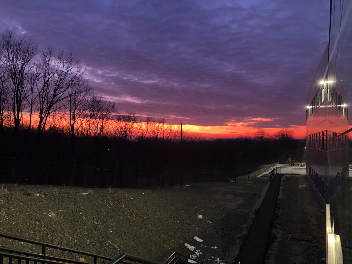 Jon Gray tweet media