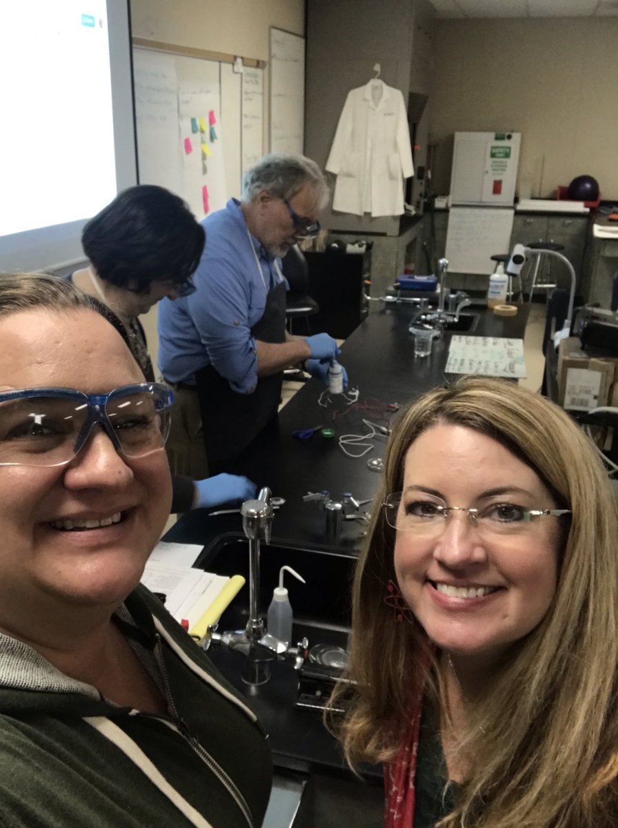 MrsVchemistry's tweet photo. Its not every day you get to hang out with @krajcikjoe to learn more about improving your #NGSS pedagogy!  Thanks for a great day of learning @create4stem! @rachelamarias @Mrs_ChemandBio  @ScienceMelanie @abaroa_heather #SUHSDLearns #SUHSD https://t.co/U1TroVn735