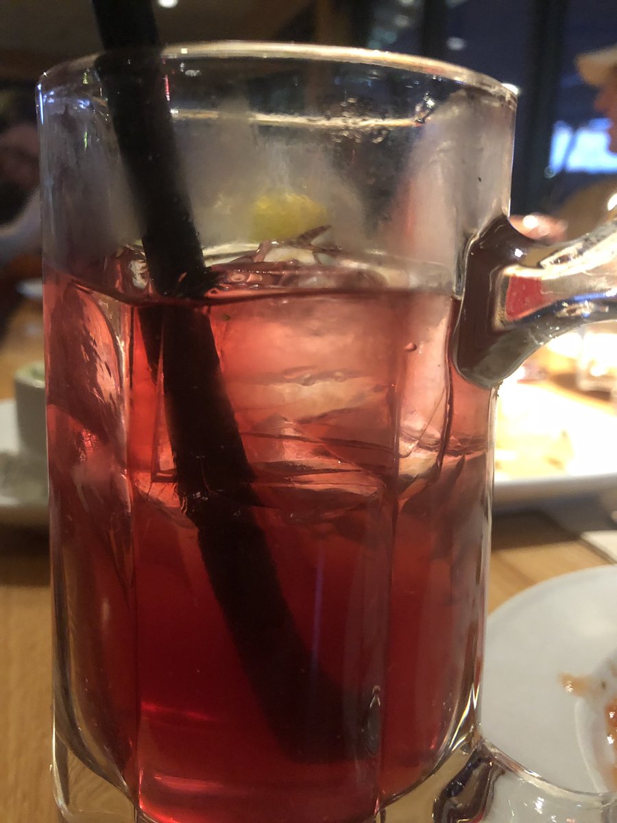 Realist_GT's tweet photo. @Applebees coming thru with the 1$ hurricane !! 😋 https://t.co/zRYjqmusbL