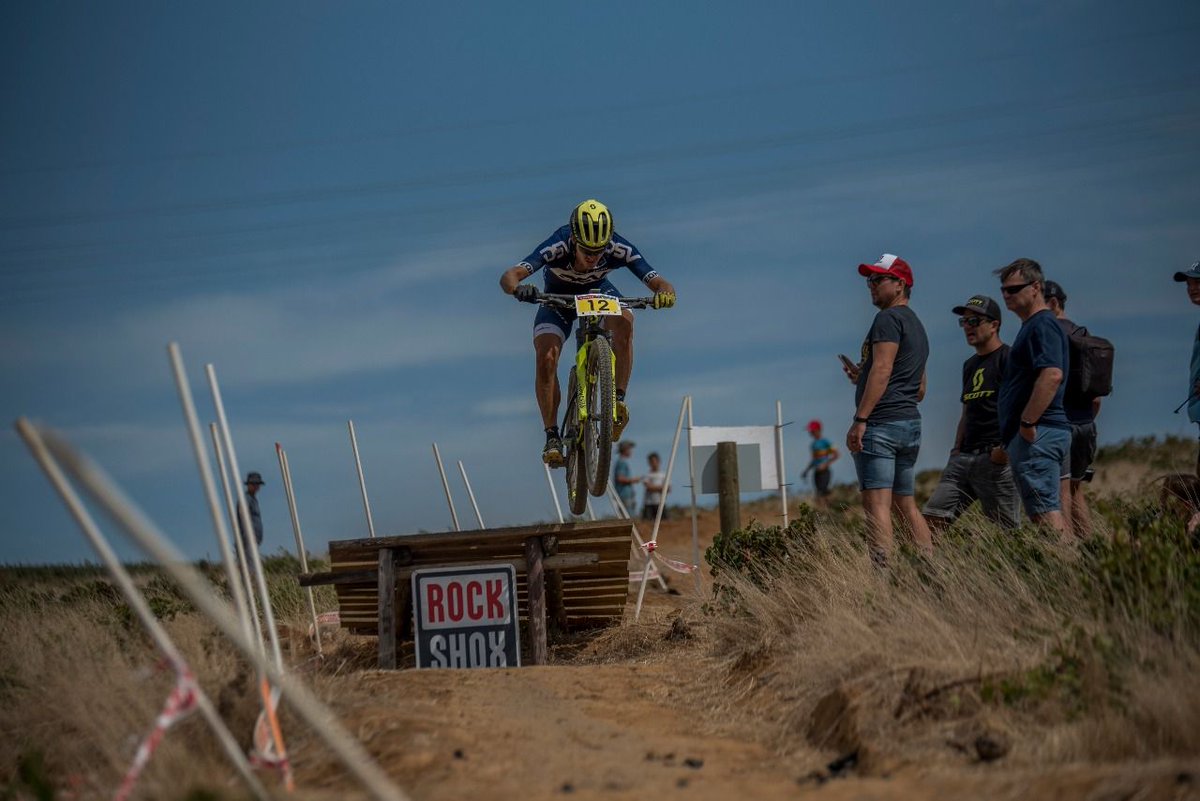 Arno du Toit tweet media