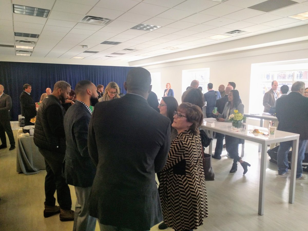 russrymut's tweet photo. No big cardboard novelty check for @nobo_io, but I had a great time at #1standfuture and the reception had some great food! https://t.co/54rvwQJA2w