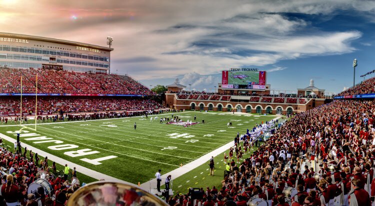 Terry4Byers's tweet photo. I am blessed to announce that I have committed to Troy University ⚔️ Excited for this next chapter in my life! Thank you to who everyone who has helped me along the way! #GoTrojans ⚔️⚔️ https://t.co/kvgJcIz3MO