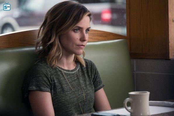 juliaaaxo17's tweet photo. Day 7: Favorite season ~ Season 3. Every season Erin can run me over with a bus but season 3 erin especially snapped. #ErinWeek https://t.co/8t9G21CqUE